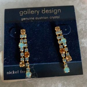 Gallery design earrings